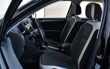 Volkswagen Tiguan II, 2019 год, 3 150 000 рублей, 10 фотография