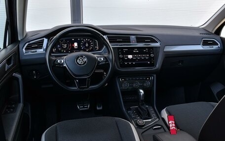 Volkswagen Tiguan II, 2019 год, 3 150 000 рублей, 6 фотография