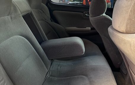 Nissan Laurel VIII, 2000 год, 360 000 рублей, 25 фотография