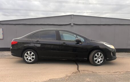 Peugeot 408 I рестайлинг, 2013 год, 620 000 рублей, 2 фотография