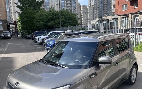 KIA Soul II рестайлинг, 2016 год, 1 450 000 рублей, 2 фотография