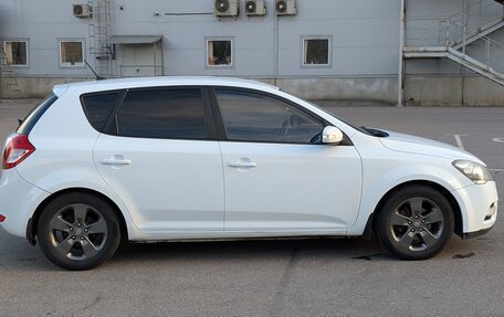 KIA cee'd I рестайлинг, 2012 год, 700 000 рублей, 5 фотография