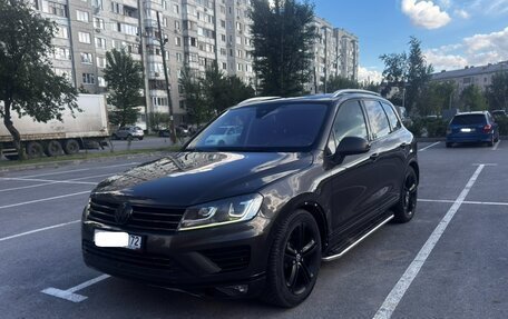 Volkswagen Touareg III, 2015 год, 2 400 000 рублей, 3 фотография