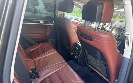 Volkswagen Touareg III, 2015 год, 2 400 000 рублей, 10 фотография