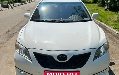 Toyota Camry, 2008 год, 1 050 000 рублей, 2 фотография