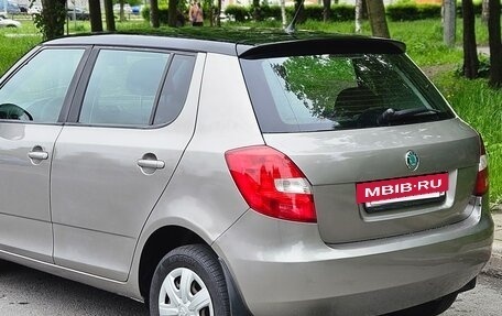 Skoda Fabia II, 2012 год, 385 000 рублей, 5 фотография