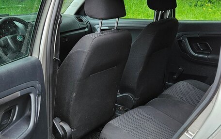 Skoda Fabia II, 2012 год, 385 000 рублей, 30 фотография