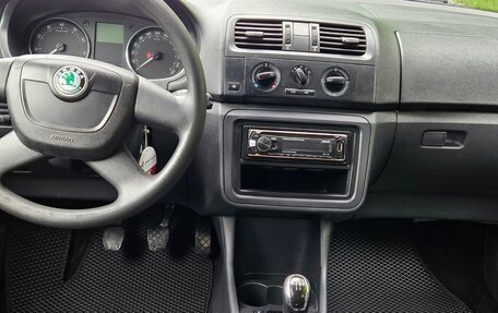 Skoda Fabia II, 2012 год, 385 000 рублей, 33 фотография