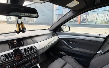 BMW 5 серия, 2013 год, 1 980 000 рублей, 13 фотография