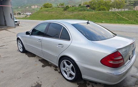 Mercedes-Benz E-Класс, 2002 год, 1 250 000 рублей, 5 фотография