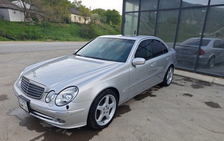 Mercedes-Benz E-Класс, 2002 год, 1 250 000 рублей, 8 фотография