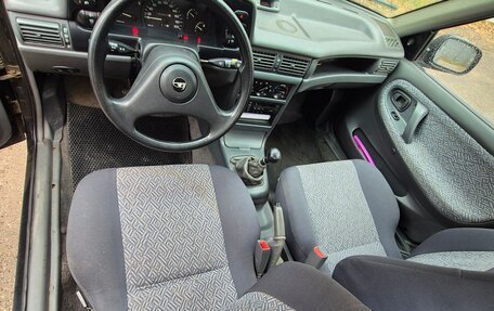 Daewoo Nexia I рестайлинг, 1997 год, 345 000 рублей, 11 фотография