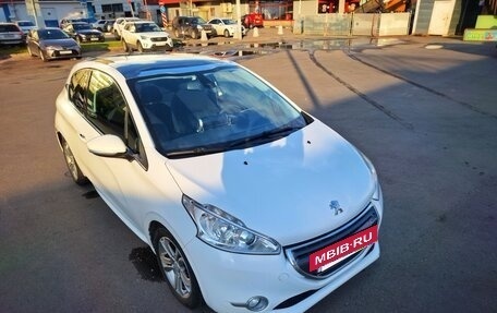 Peugeot 208 II, 2013 год, 410 000 рублей, 4 фотография
