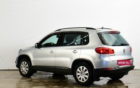 Volkswagen Tiguan I, 2012 год, 999 000 рублей, 4 фотография