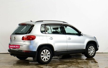 Volkswagen Tiguan I, 2012 год, 999 000 рублей, 3 фотография