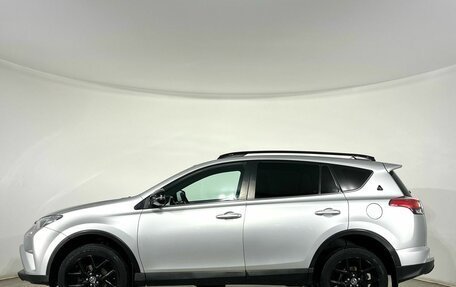 Toyota RAV4, 2018 год, 2 980 000 рублей, 2 фотография
