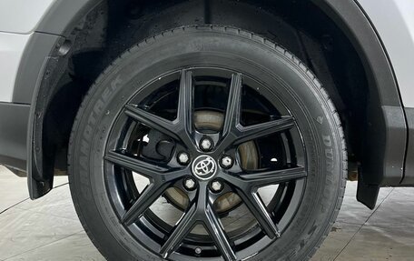 Toyota RAV4, 2018 год, 2 980 000 рублей, 23 фотография