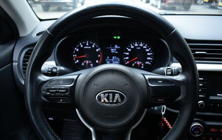 KIA Rio IV, 2017 год, 1 300 000 рублей, 11 фотография