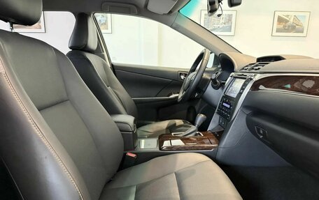 Toyota Camry, 2017 год, 2 339 000 рублей, 15 фотография