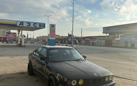 BMW 5 серия, 1992 год, 320 000 рублей, 3 фотография