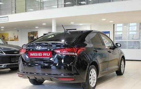 Hyundai Solaris II рестайлинг, 2021 год, 1 465 000 рублей, 6 фотография