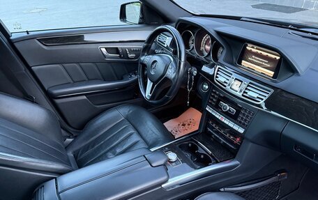 Mercedes-Benz E-Класс, 2013 год, 2 350 000 рублей, 11 фотография