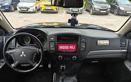 Mitsubishi Pajero IV, 2012 год, 1 985 000 рублей, 13 фотография