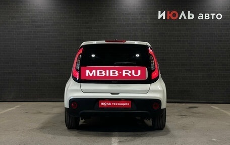 KIA Soul II рестайлинг, 2017 год, 1 345 000 рублей, 6 фотография