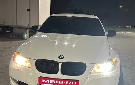 BMW 3 серия, 2011 год, 1 250 000 рублей, 2 фотография