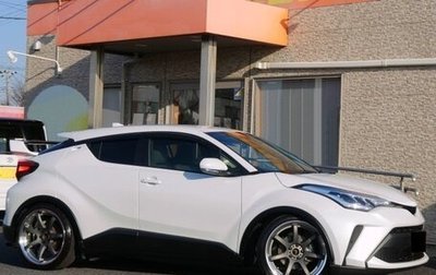 Toyota C-HR I рестайлинг, 2022 год, 1 569 000 рублей, 1 фотография