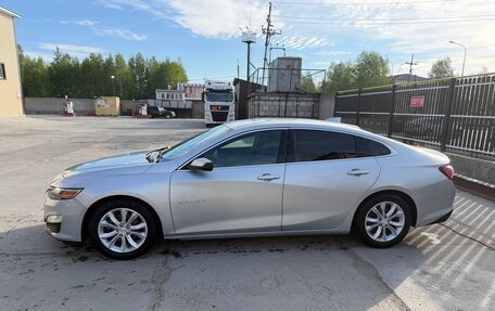 Chevrolet Malibu IX, 2019 год, 1 920 000 рублей, 4 фотография