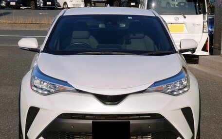 Toyota C-HR I рестайлинг, 2022 год, 1 569 000 рублей, 2 фотография
