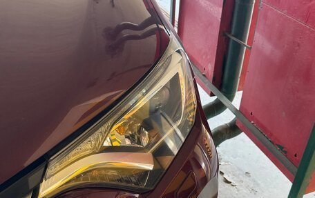 Toyota RAV4, 2017 год, 2 200 000 рублей, 3 фотография
