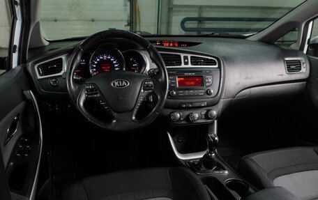 KIA cee'd III, 2014 год, 899 000 рублей, 6 фотография