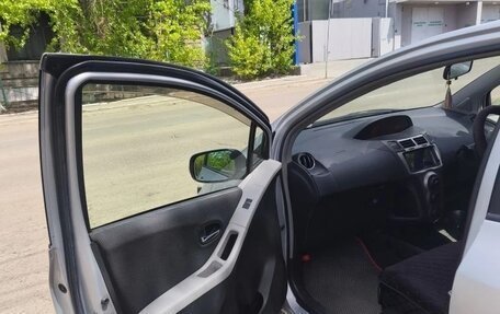 Toyota Vitz, 2010 год, 650 000 рублей, 9 фотография