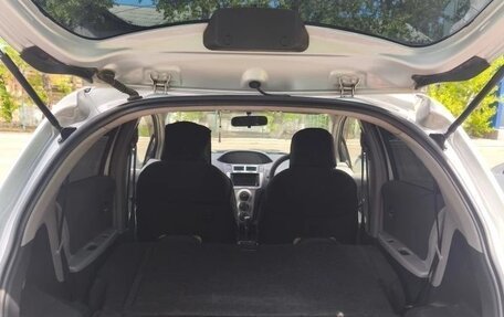 Toyota Vitz, 2010 год, 650 000 рублей, 13 фотография
