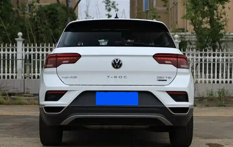 Volkswagen T-Roc I, 2022 год, 1 600 000 рублей, 5 фотография