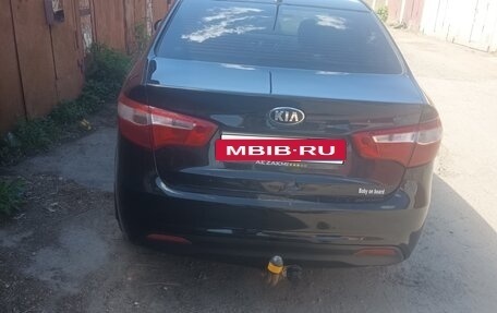 KIA Rio III рестайлинг, 2013 год, 695 000 рублей, 4 фотография