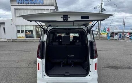 Nissan Serena, 2023 год, 2 450 000 рублей, 6 фотография