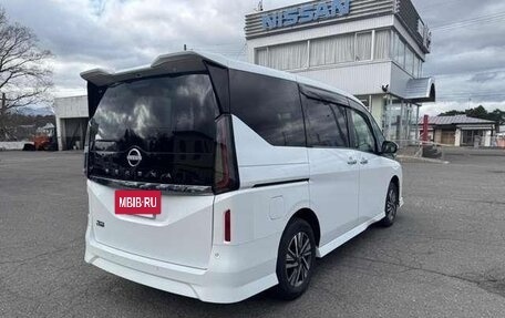 Nissan Serena, 2023 год, 2 450 000 рублей, 3 фотография