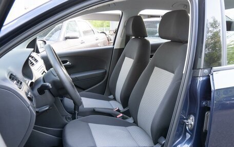 Volkswagen Polo VI (EU Market), 2012 год, 939 000 рублей, 10 фотография