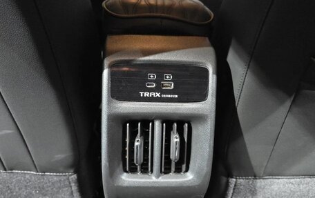 Chevrolet Trax, 2023 год, 1 945 000 рублей, 28 фотография