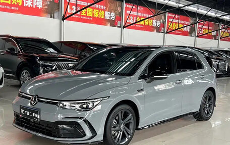 Volkswagen Golf VIII, 2021 год, 1 400 000 рублей, 1 фотография