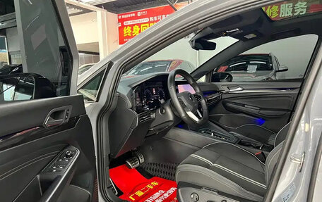 Volkswagen Golf VIII, 2021 год, 1 400 000 рублей, 7 фотография