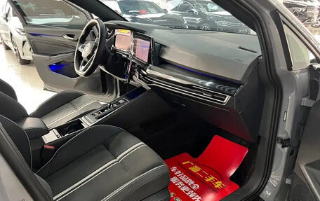 Volkswagen Golf VIII, 2021 год, 1 400 000 рублей, 9 фотография
