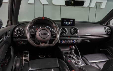 Audi RS 3, 2016 год, 2 999 000 рублей, 9 фотография
