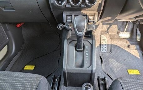 Suzuki Jimny, 2023 год, 1 780 000 рублей, 10 фотография
