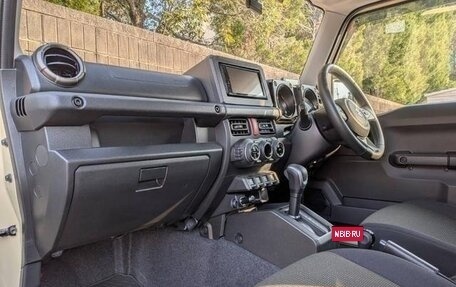 Suzuki Jimny, 2023 год, 1 780 000 рублей, 14 фотография