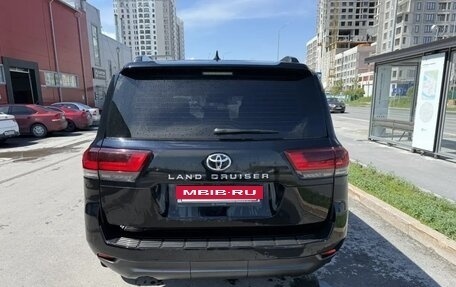 Toyota Land Cruiser, 2021 год, 10 950 000 рублей, 6 фотография