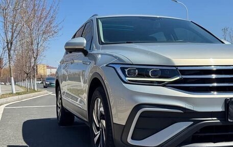 Volkswagen Tiguan II, 2023 год, 2 550 008 рублей, 3 фотография